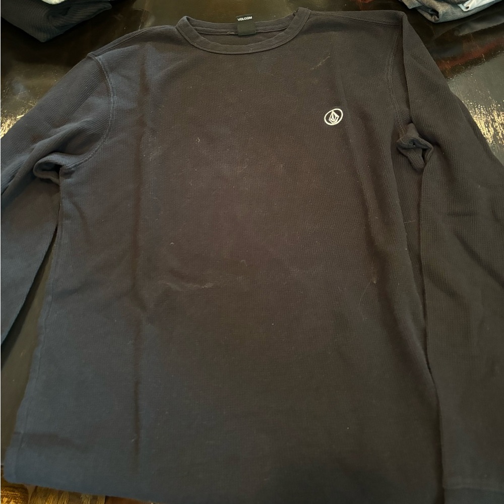 Volcom men’s thermal shirt
